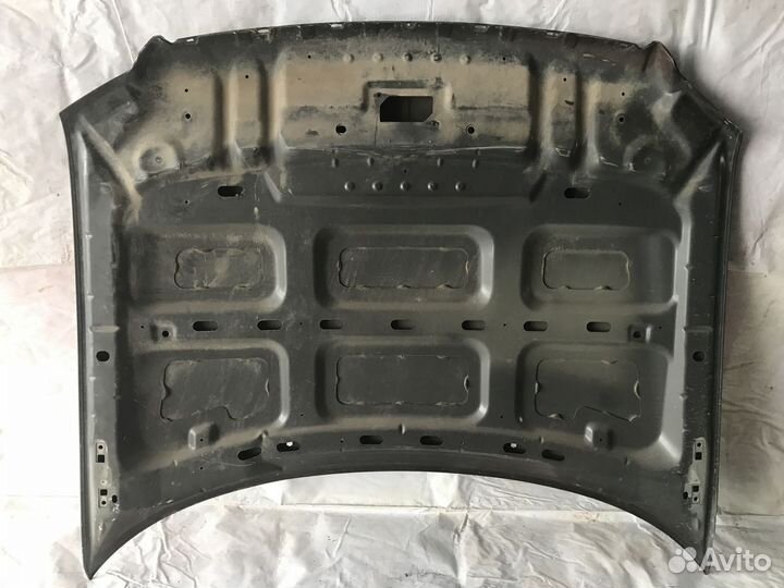 Капот Ford Explorer IV (2005–2011)