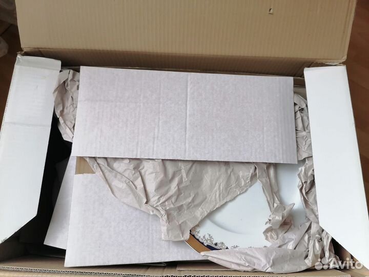 Набор столовой посуды на 6 персон