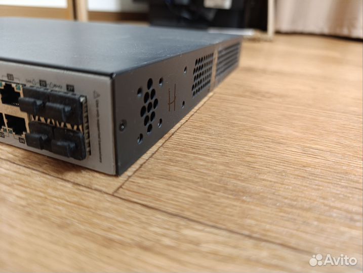 Коммутатор HP 2530 24g poe + switch