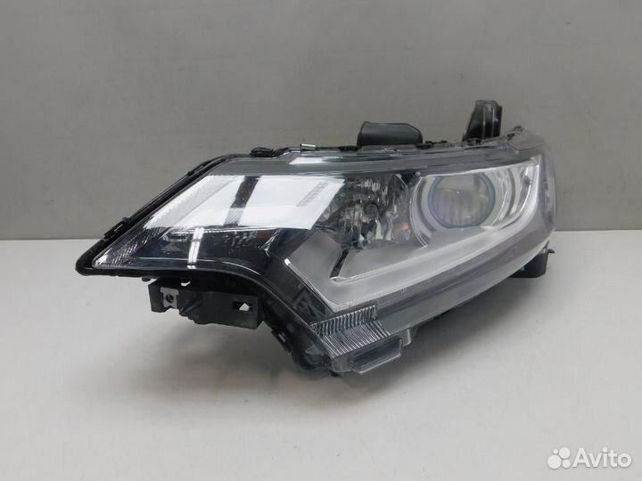 Фара левая Mitsubishi Outlander