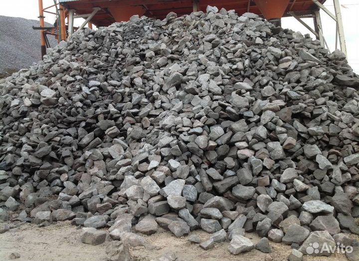 Скальный грунт скала Доставка от 3-х кубов