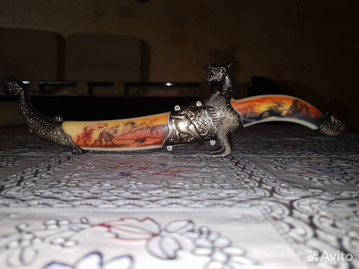 Нож декоративный