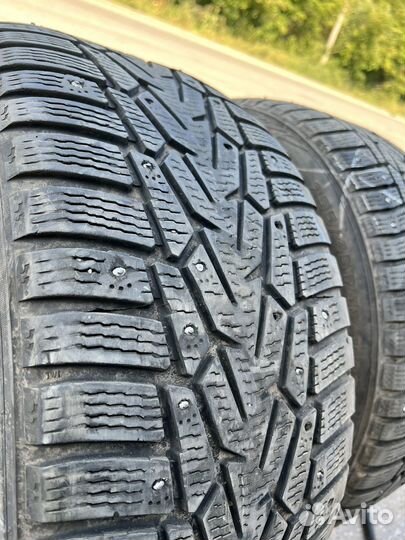 Nokian Tyres Hakkapeliitta 7 255/45 R18 103T