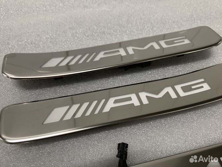 Комплект накладок порога Mercedes G 6.3 AMG W463