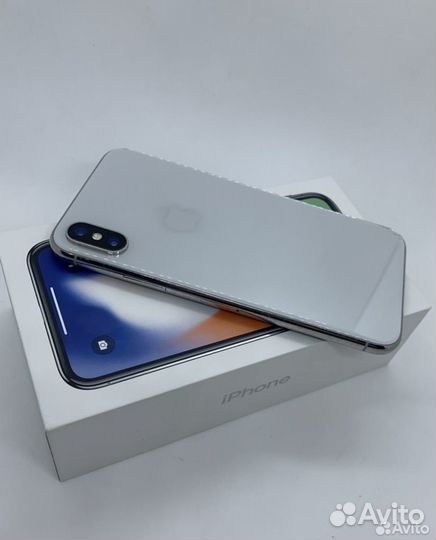 iPhone X, 64 ГБ