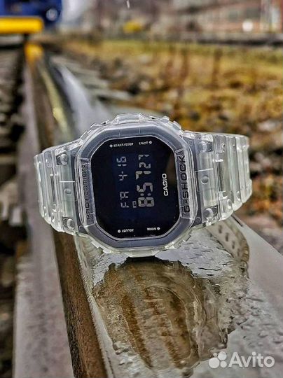 Мужские наручные часы Casio G-Shock DW-5600SKE-7E