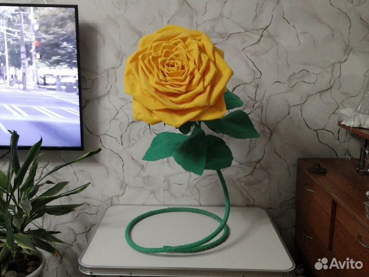 Розы из фоамирана