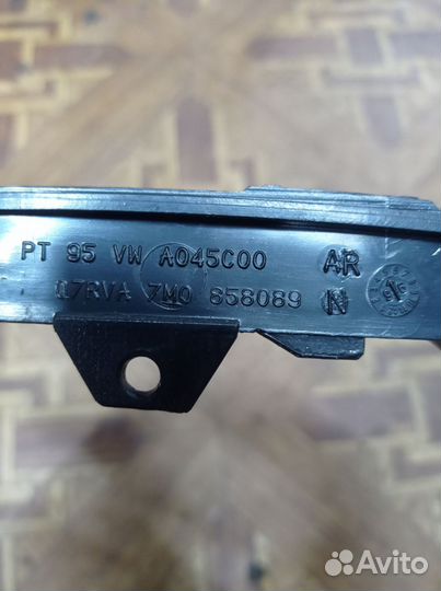 Рамка магнитолы Фольксваген Шаран 1