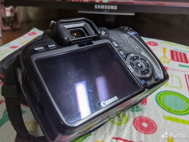 Зеркальный фотоаппарат Canon EOS 550D Body