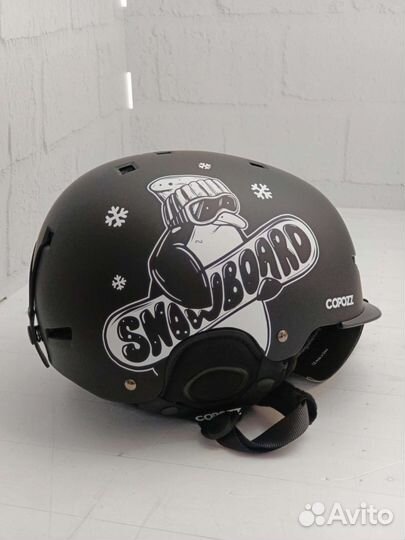 Горнолыжный шлем