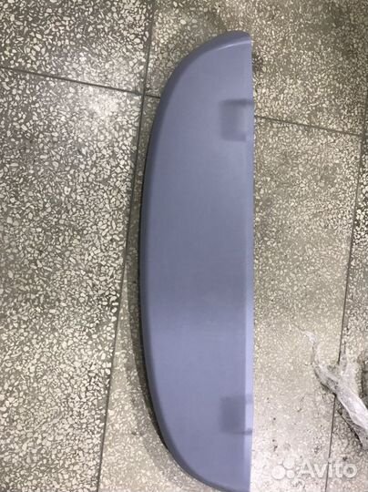 Спойлер крышки багажника Nissan Patrol Y62