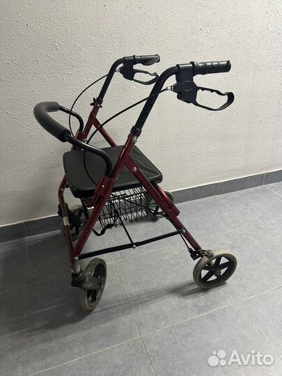 Ходунки для взрослых на колесах