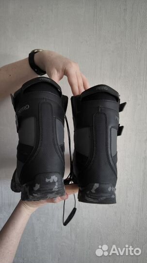 Детский сноуборд nitro с креплениями и ботинками