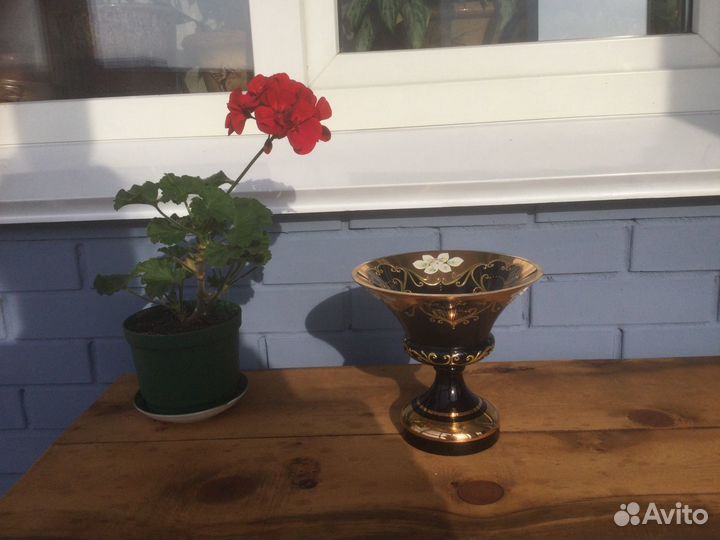 Вазы кобальт фарфор, стекло Богемия