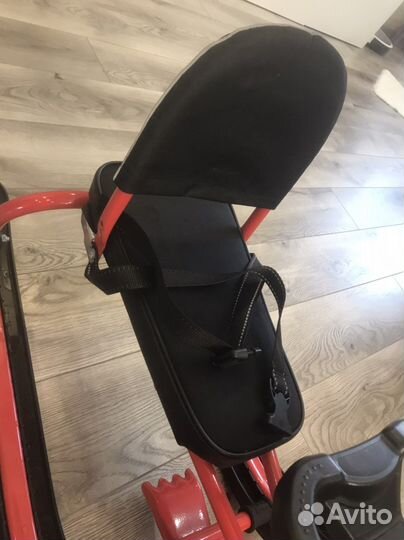 Детский снегокат со спинкой