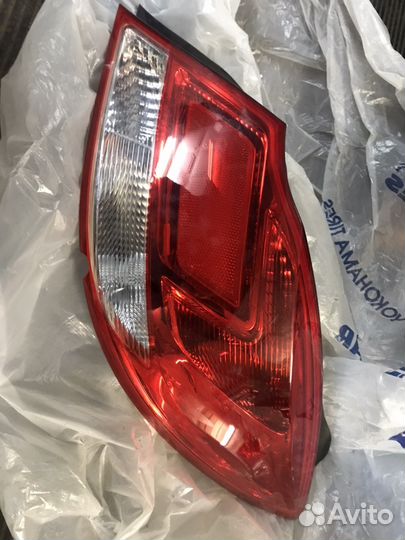 Фонарь Опель инсигния