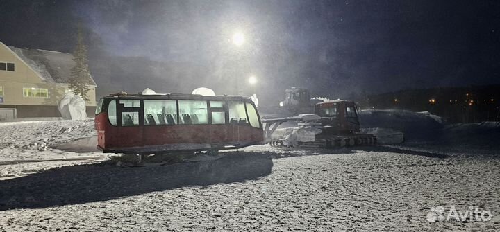 Снежная деревня, хибины