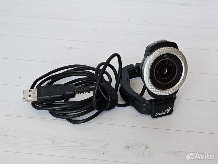 Вебкамеры Logitech CBR Genius