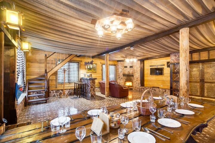 Коттедж 260 м² на участке 20 сот.