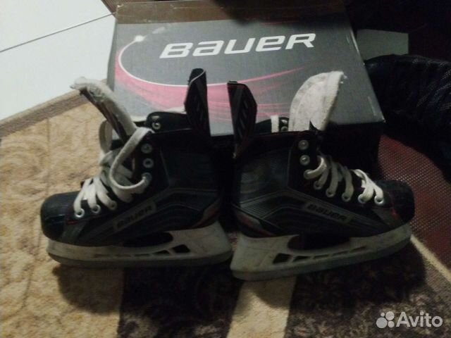Хоккейные коньки bauer 2,5 и 4,5