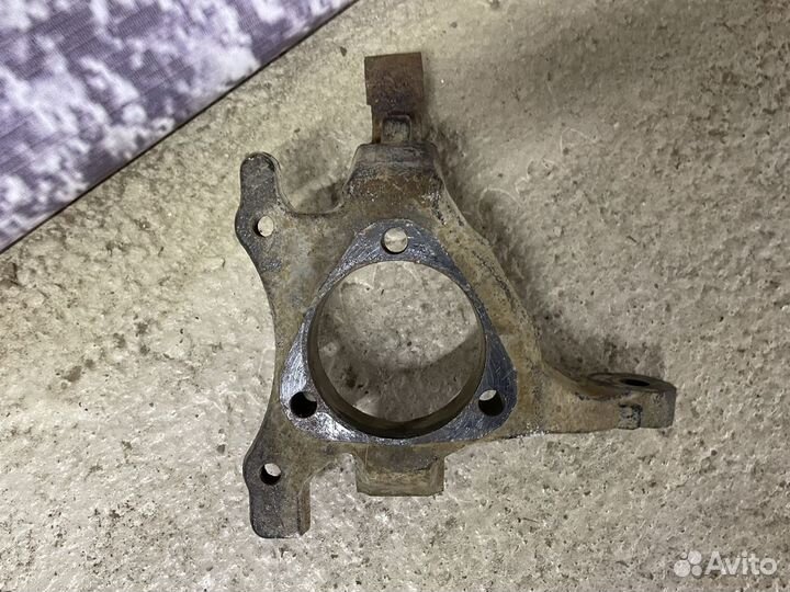 Кулак поворотный передний левый Астра G H