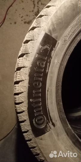 Continental IceContact 2 215/60 R16