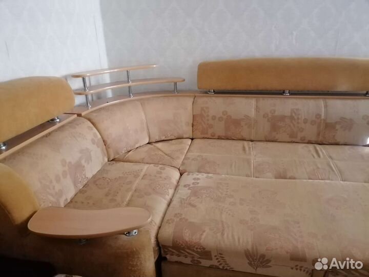 Угловой диван