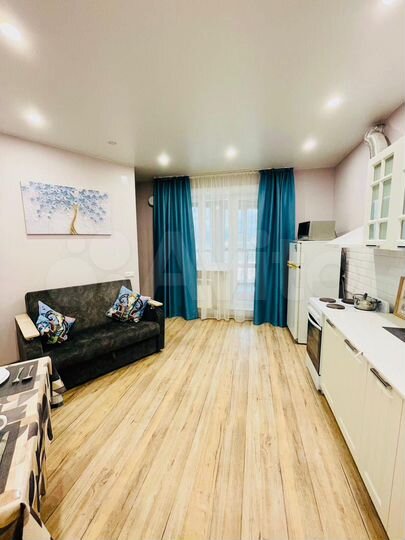 2-к. квартира, 48 м², 2/10 эт.