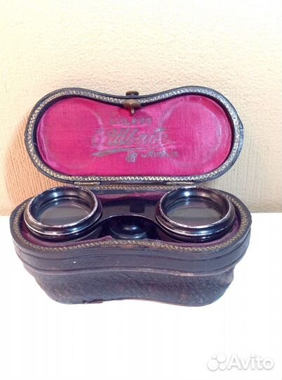 Старинный бинокль 