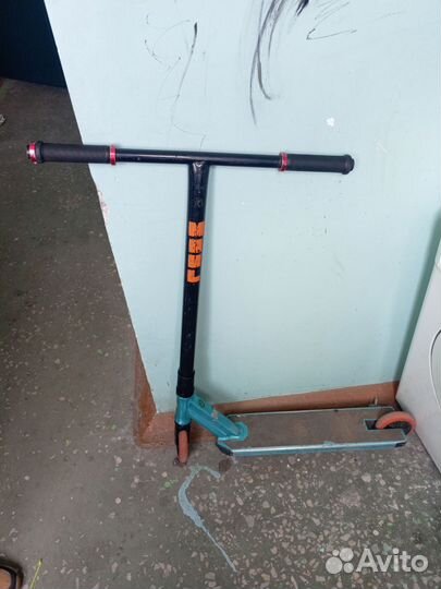 Трюковой самокат