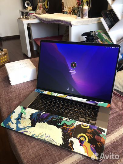 Apple MacBook Pro 16