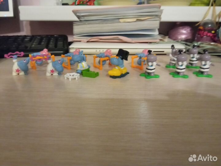 Игрушки из киндер сюрприза