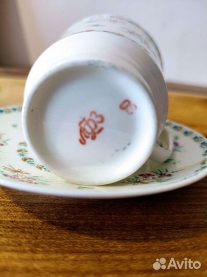 Кофейная чашка с блюдцем. Костяной фарфор