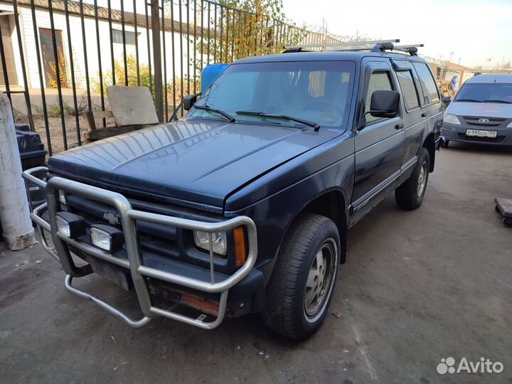 Chevrolet S-10 Blazer 1993 4.3 в разбор