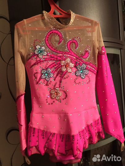 Костюм для фигурного катания