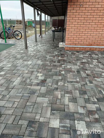Укладка тротуарной плитки
