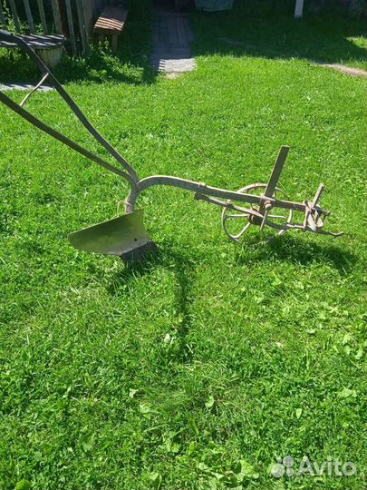 Конский плуг