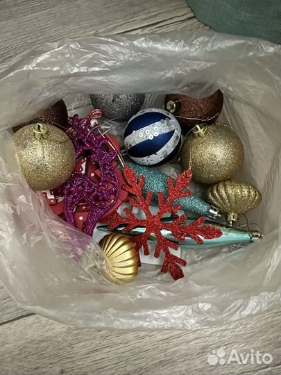 Елочные игрушки