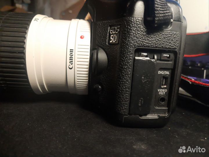 Зеркальный фотоаппарат canon 5d