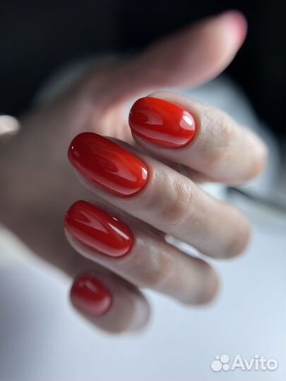 Маникюр, педикюр, наращивание ногтей