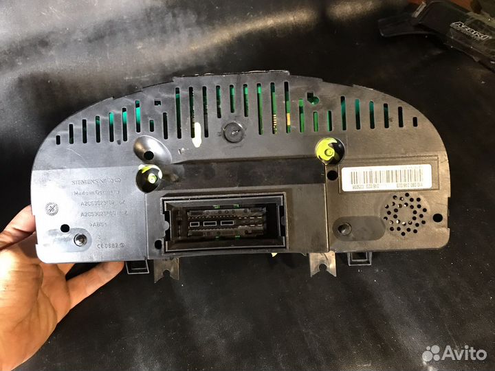 Приборка Фольксваген Гольф 5