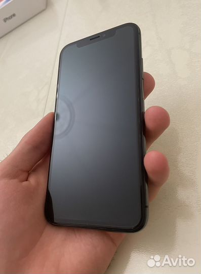 iPhone X, 256 ГБ