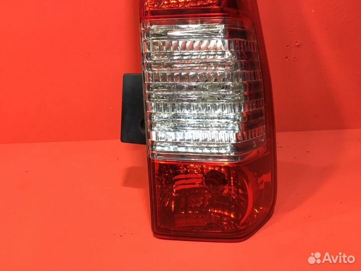 Фонарь для Honda CR-V 2 N22A2 2.2L (Б/У)