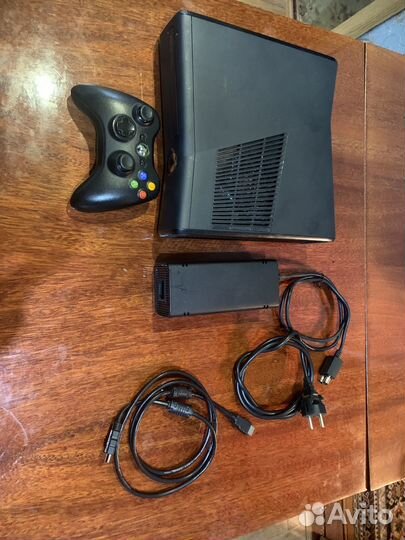 Xbox 360 slim
