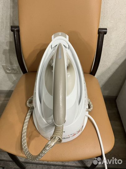 Парогенератор Philips PerfectCare GC8750/60