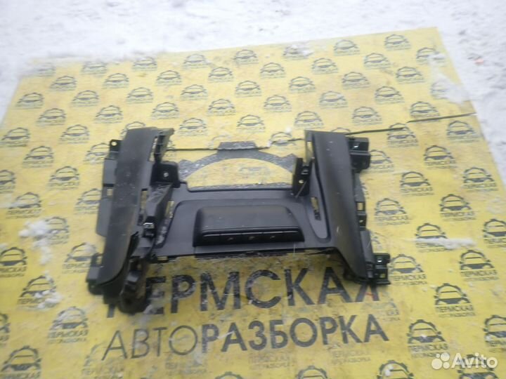 Накладка декоративная для Kia Sportage 2016)