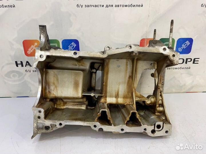 Поддон Toyota Auris