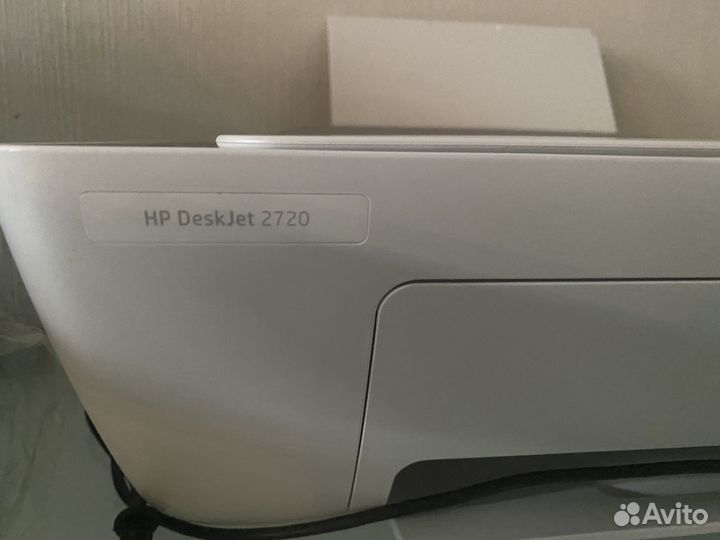 Принтер HP DeskJet 2720