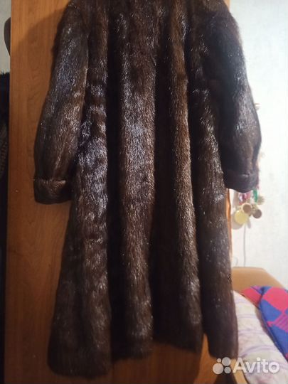 Шуба женская натуральная56 размер