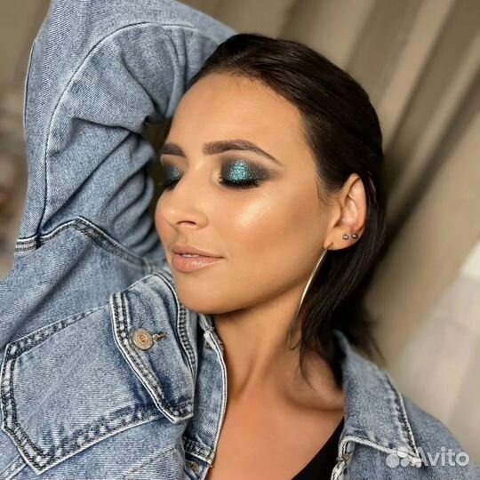 Макияж прическа/ визажист стилист